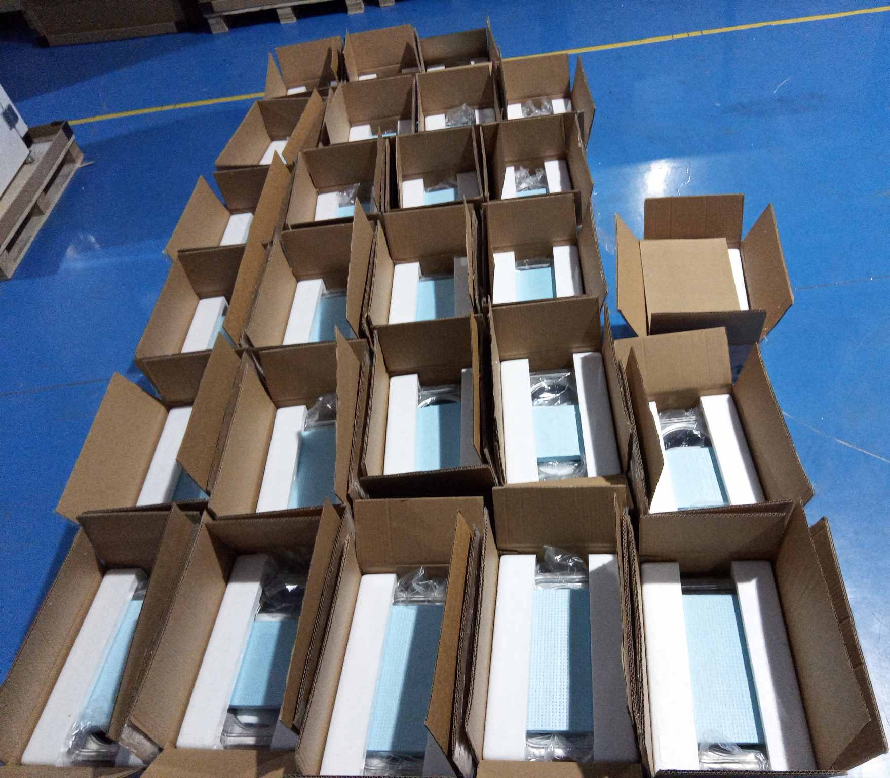 Thermostatic Water Bath (1) Thermostatic Water Bath (1)