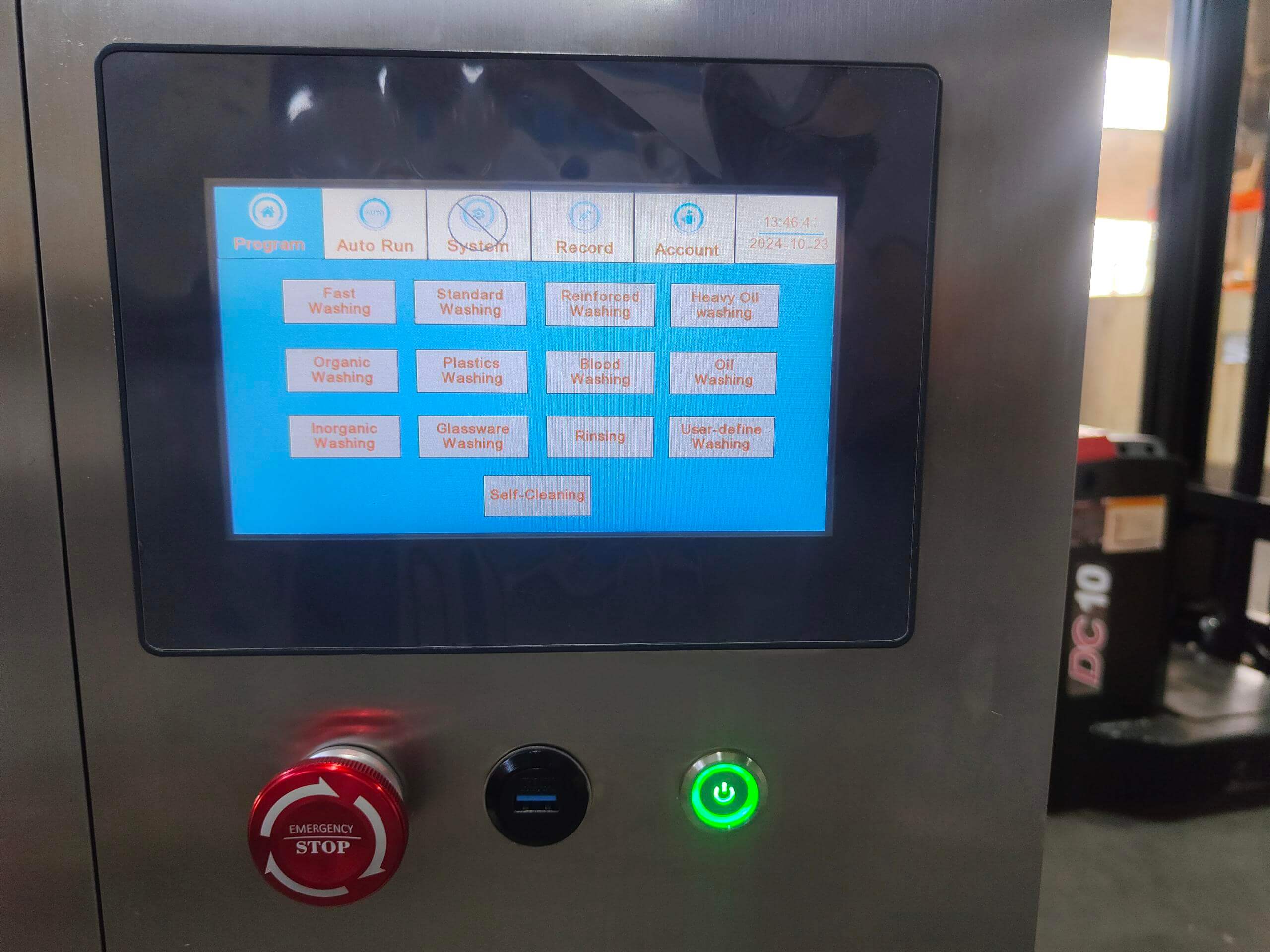 Automatic Glassware Washer