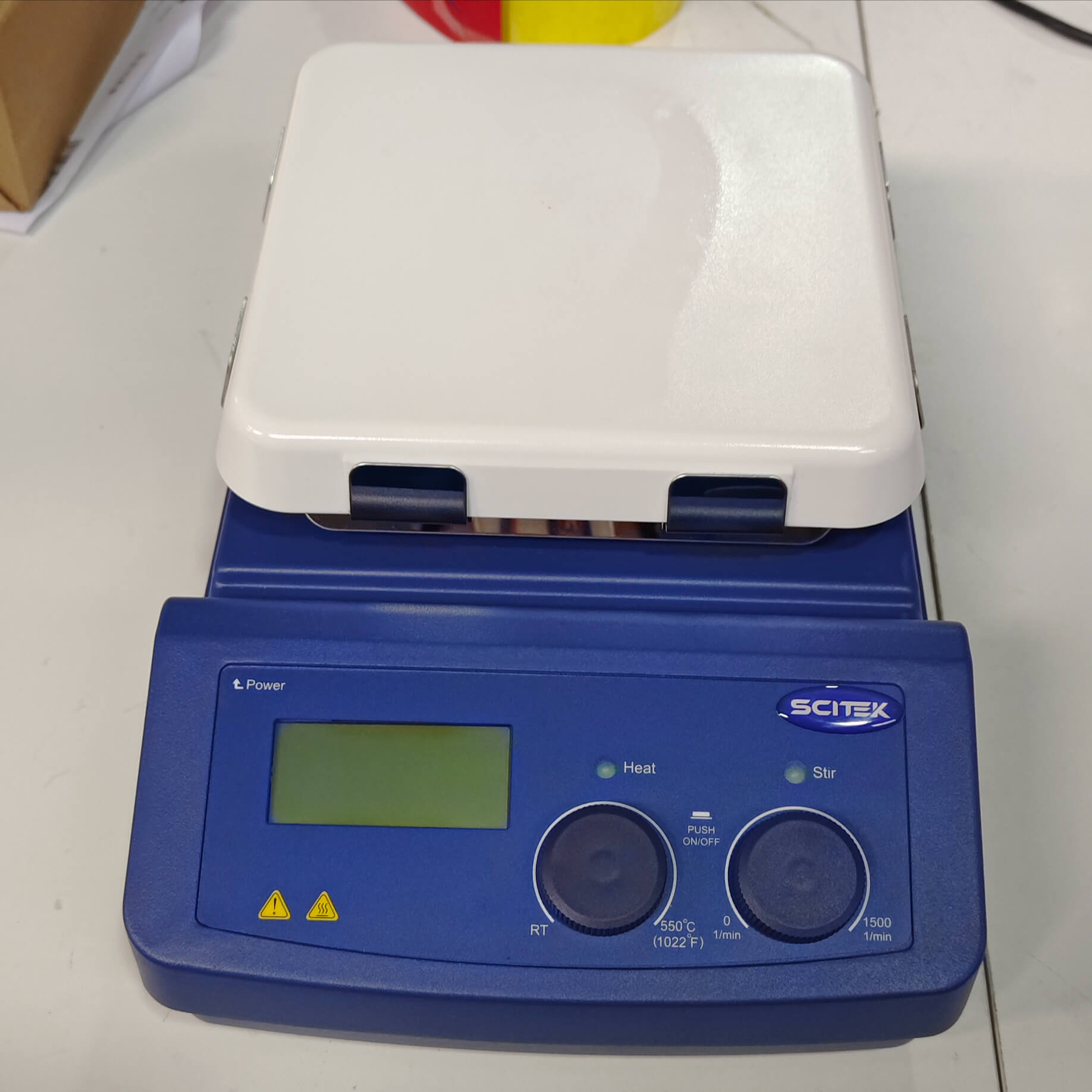 Hotplate Magnetic Stirrer