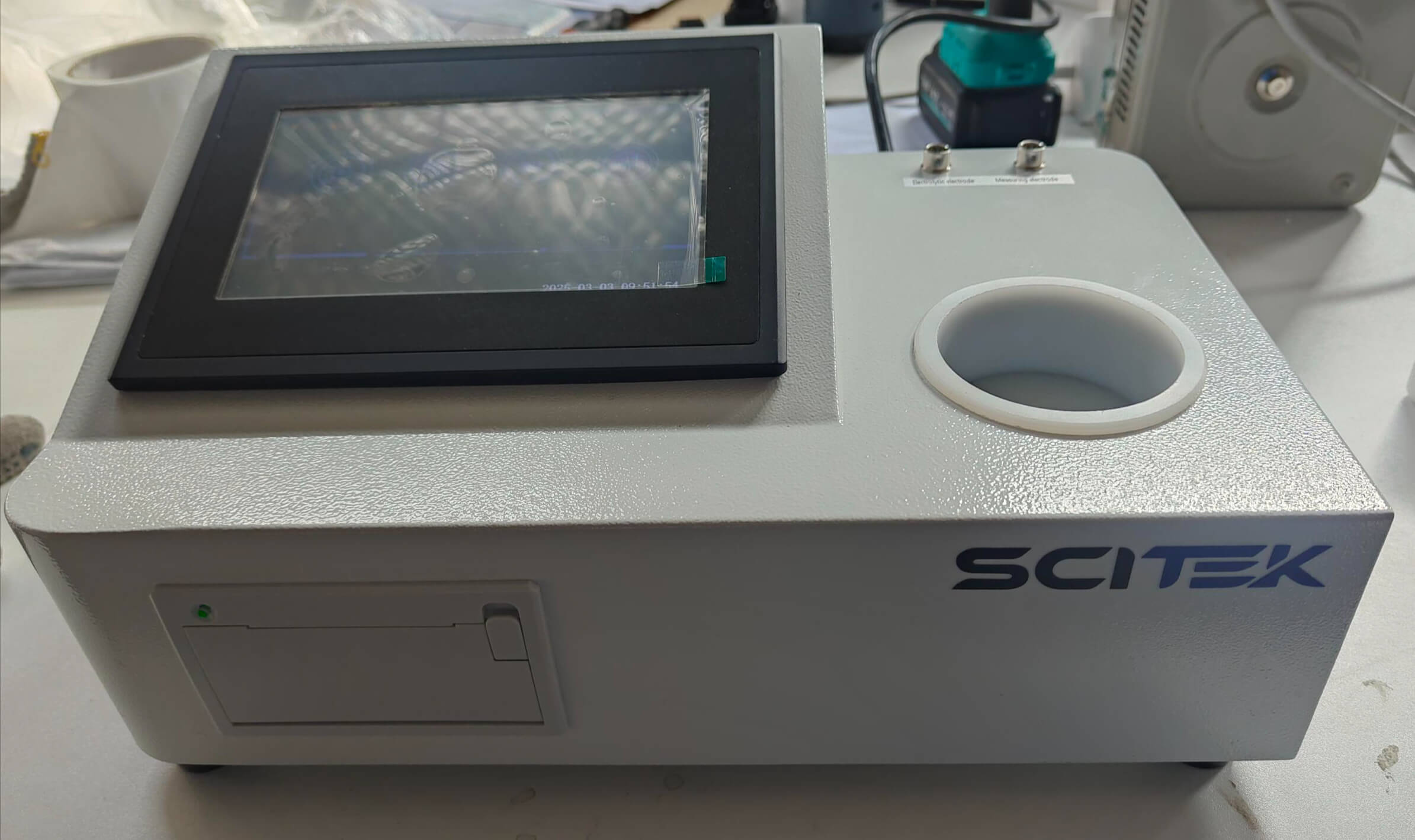 Automatic Karl Fischer Coulometric Titrator