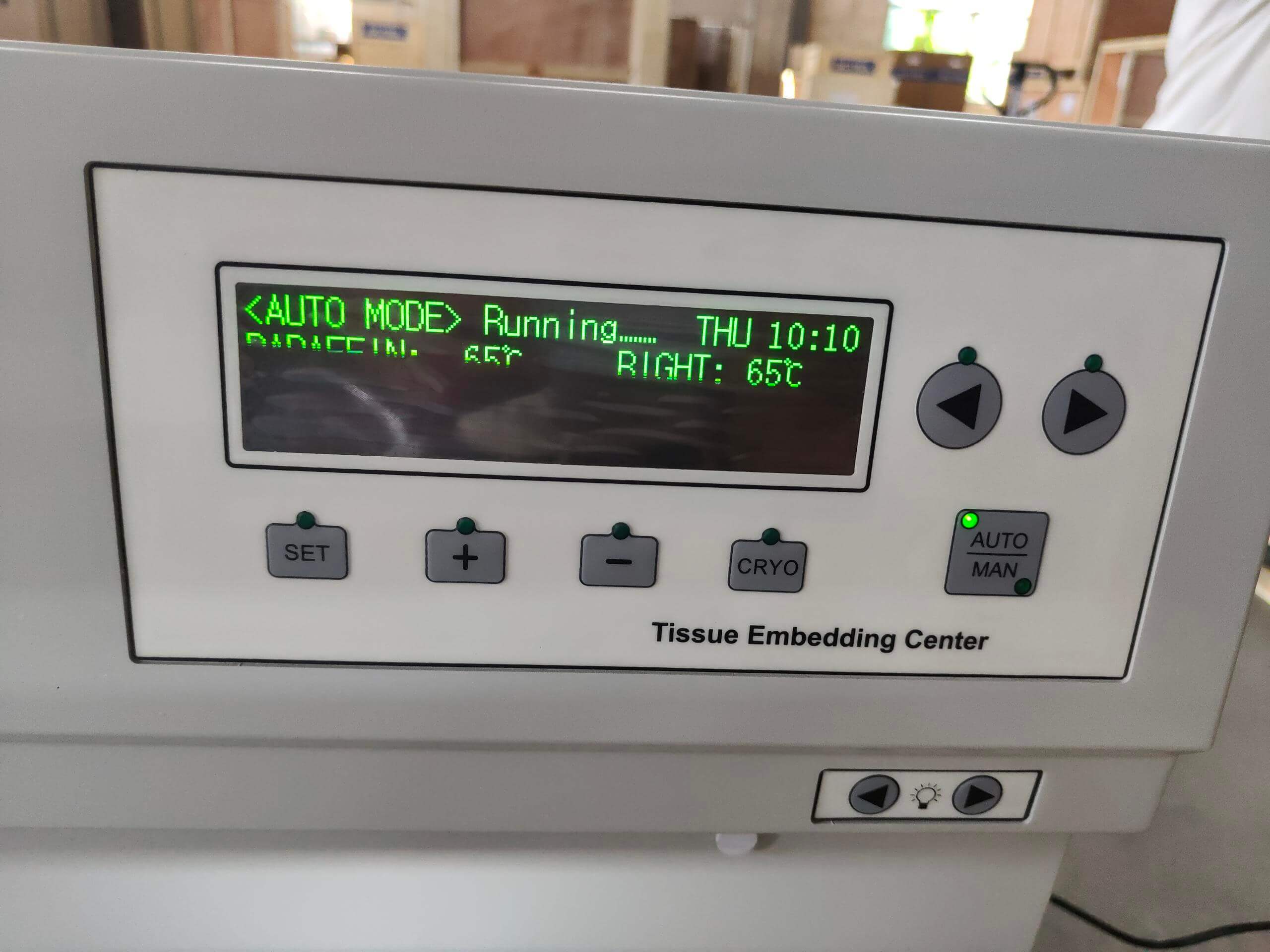 Tissue Embedding machine discreen