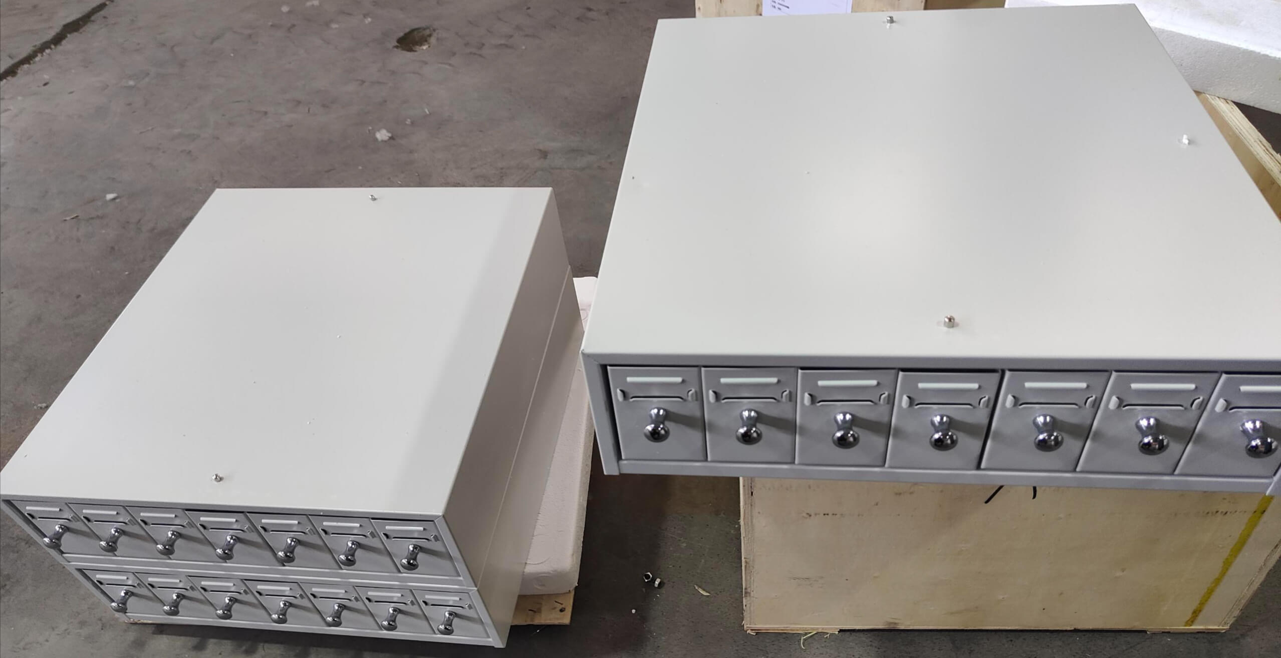 Slide Cabinet