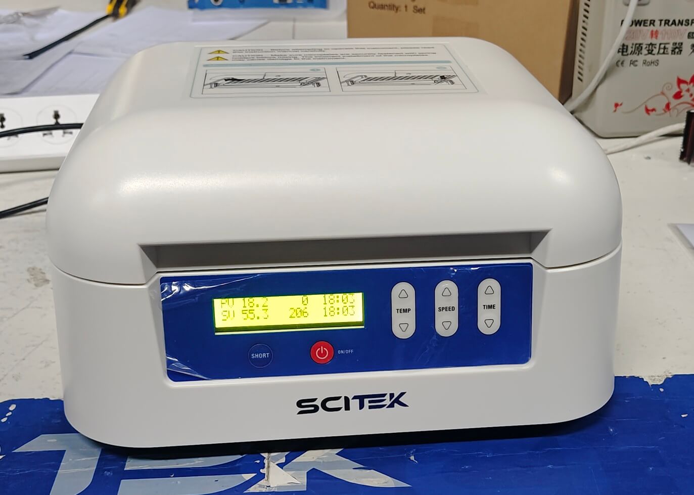 Microplate Incubator Shaker