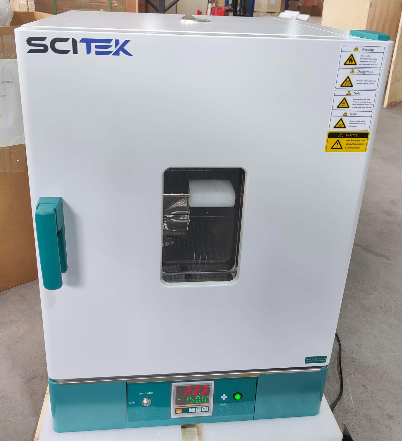 Drying Oven/Incubator