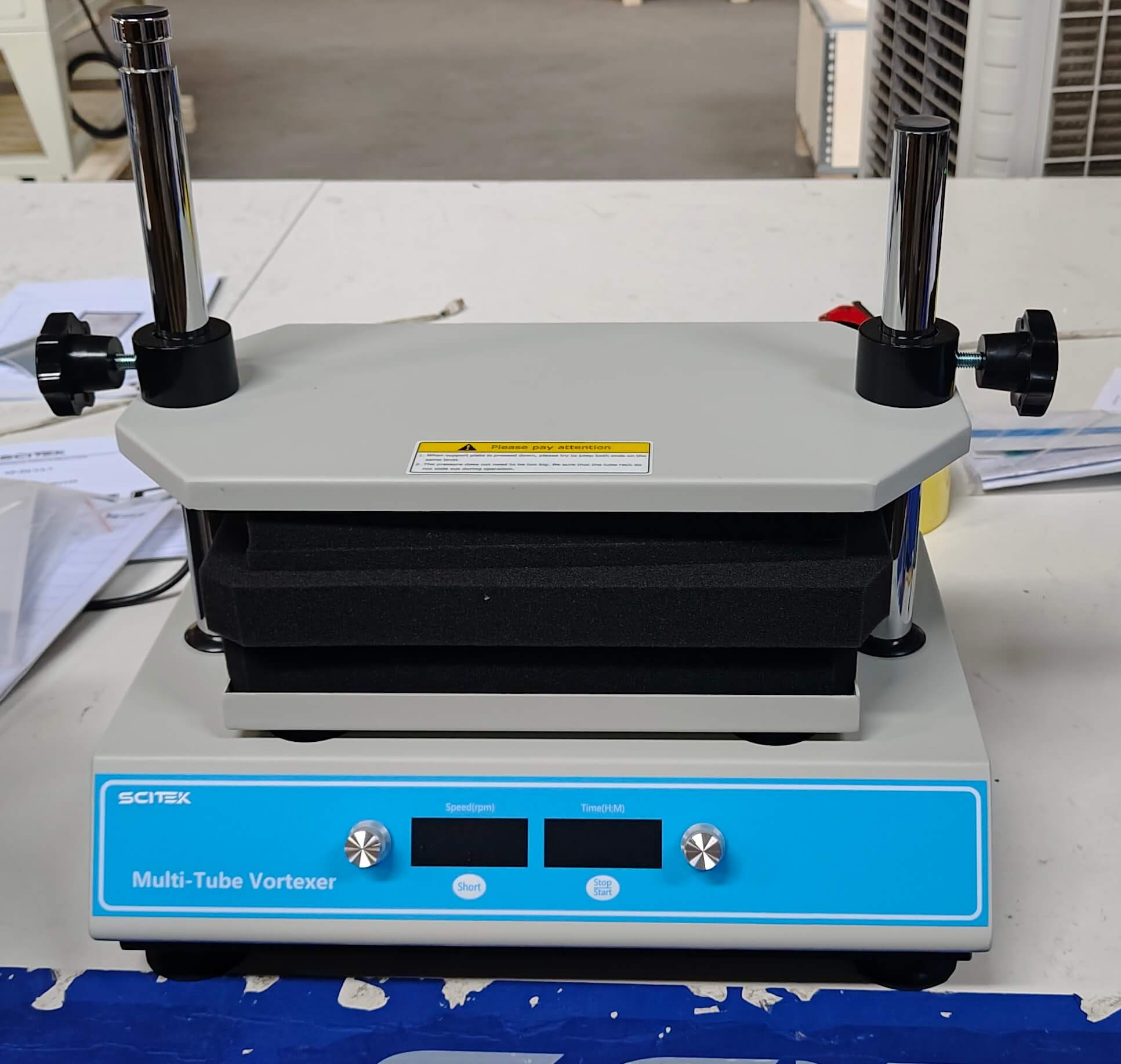 multi vortexer