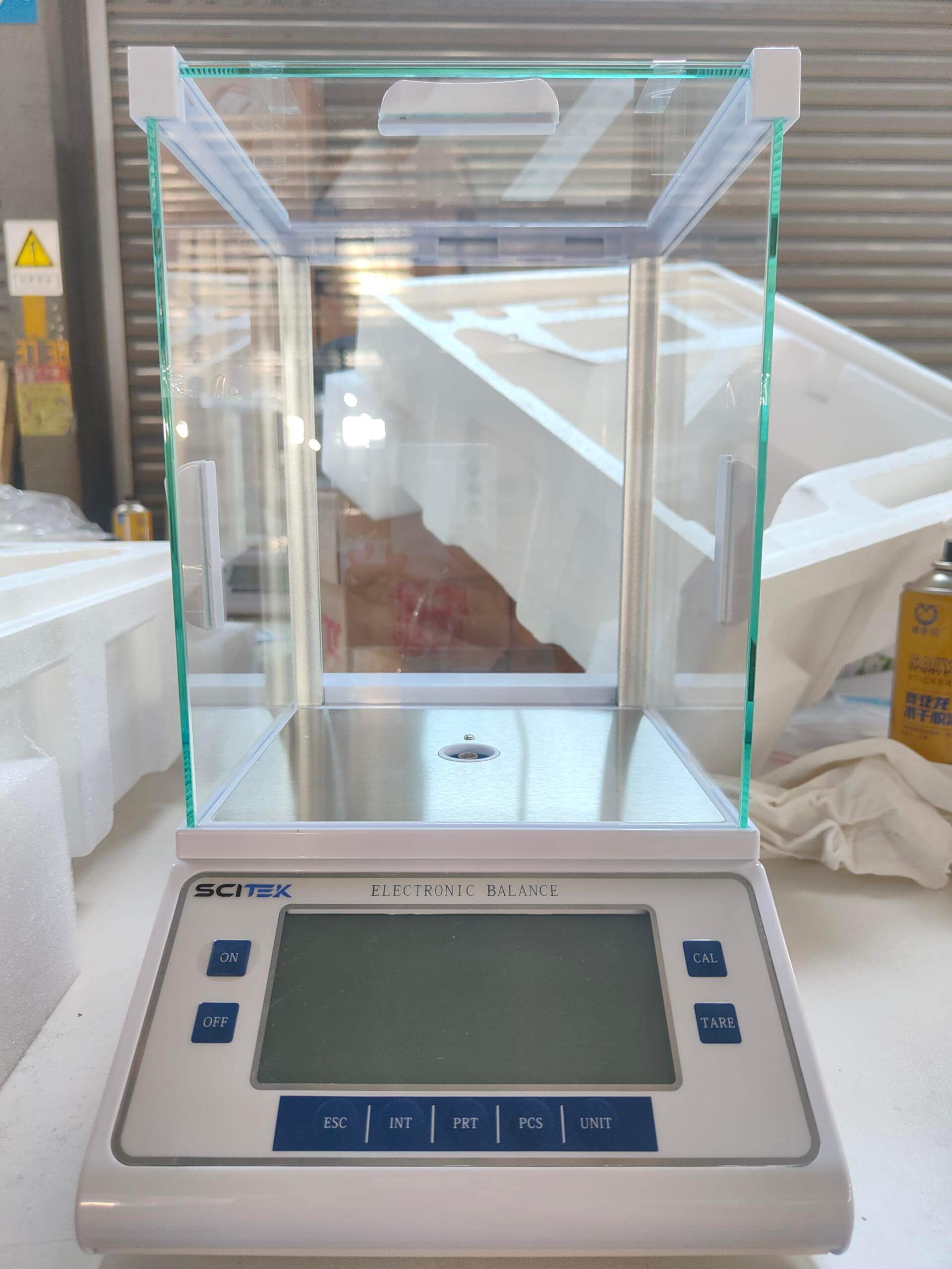 Electronic Analytical Balance