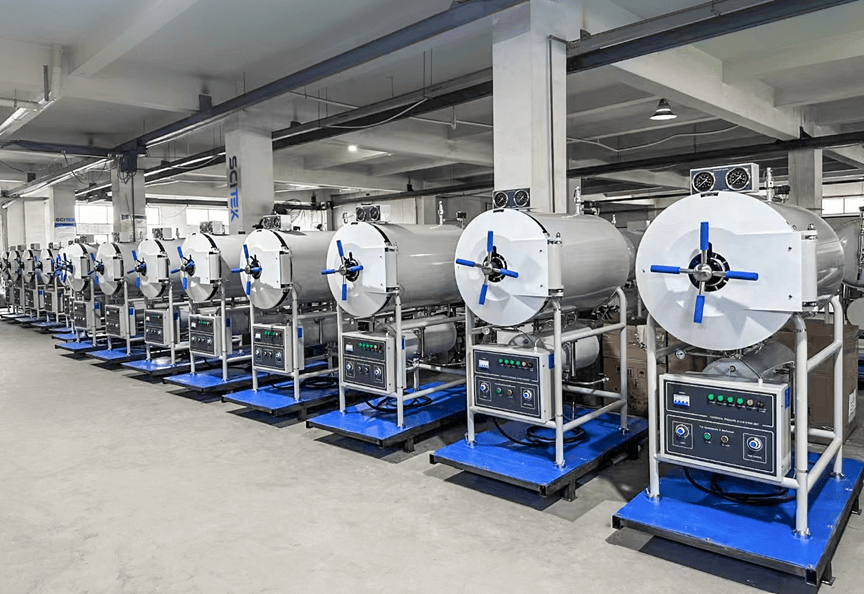 Horizontal Pressure Steam Sterilizer (1)