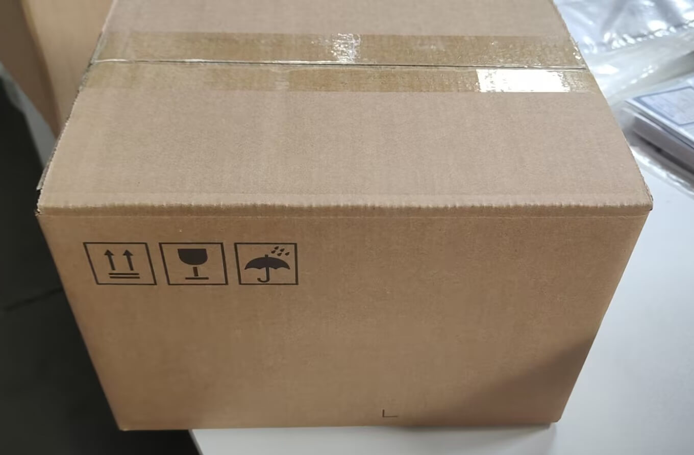 Microcentrifuge package