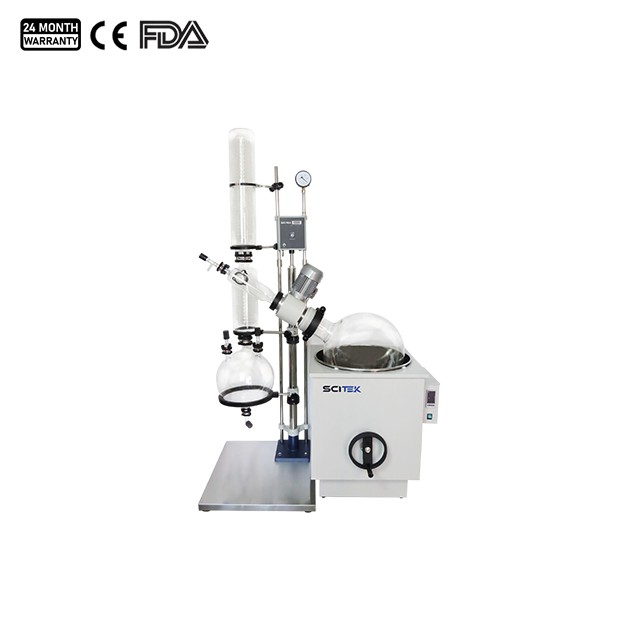 Rotary Evaporator, with A Piston on The Receiving Flask