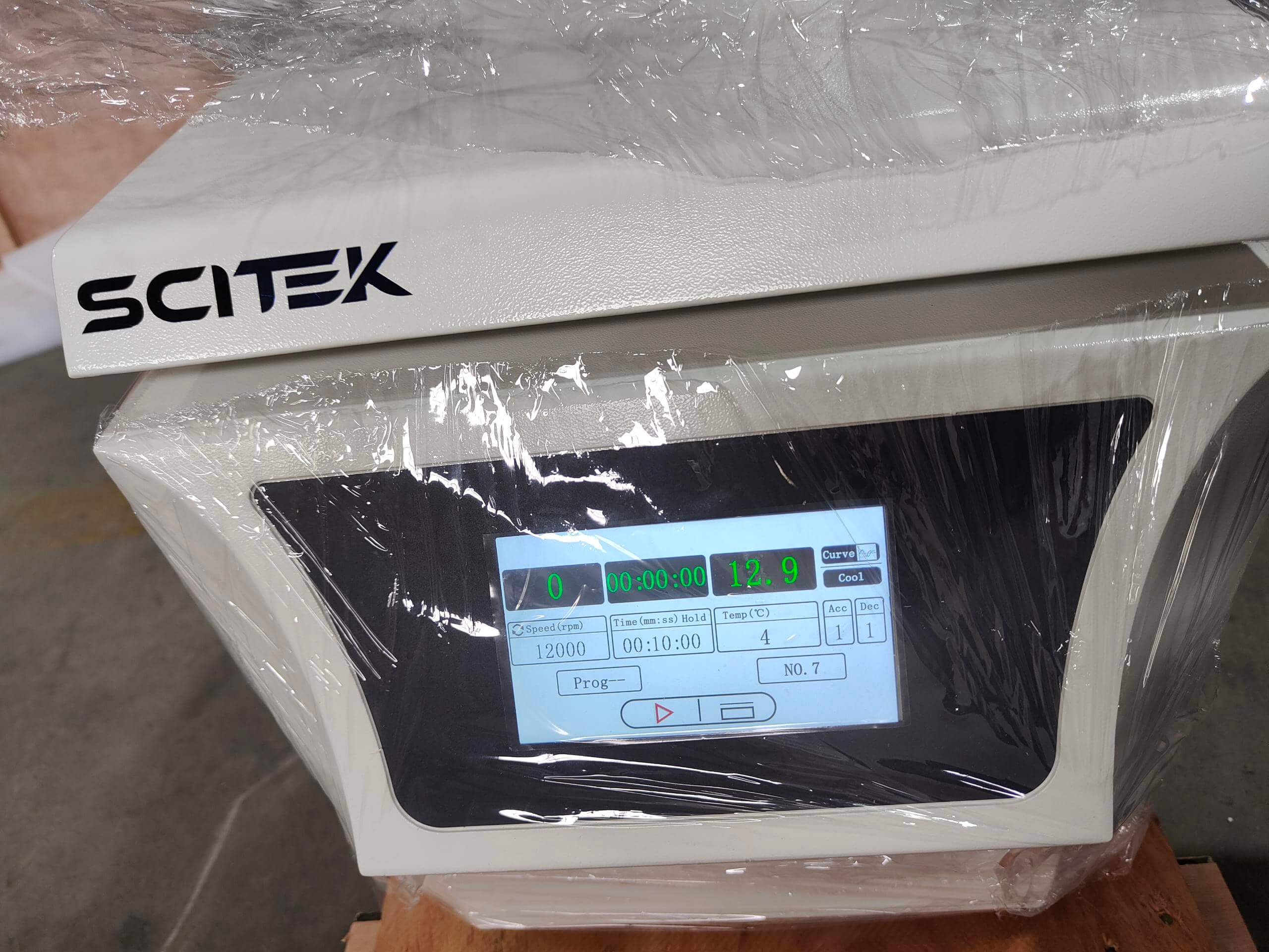 Benchtop High Speed Refrigerated Centrifuge