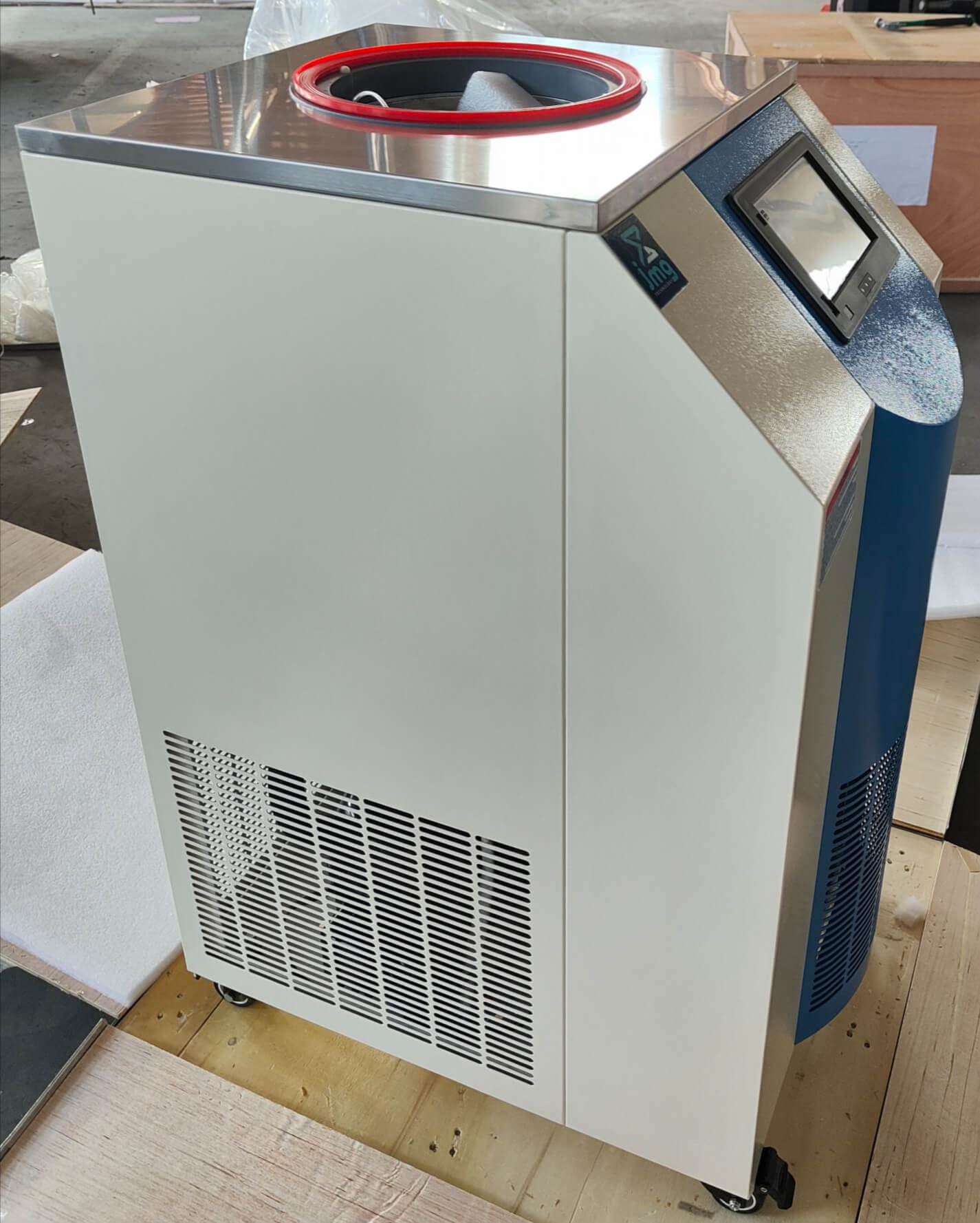Vertical Freeze Dryer