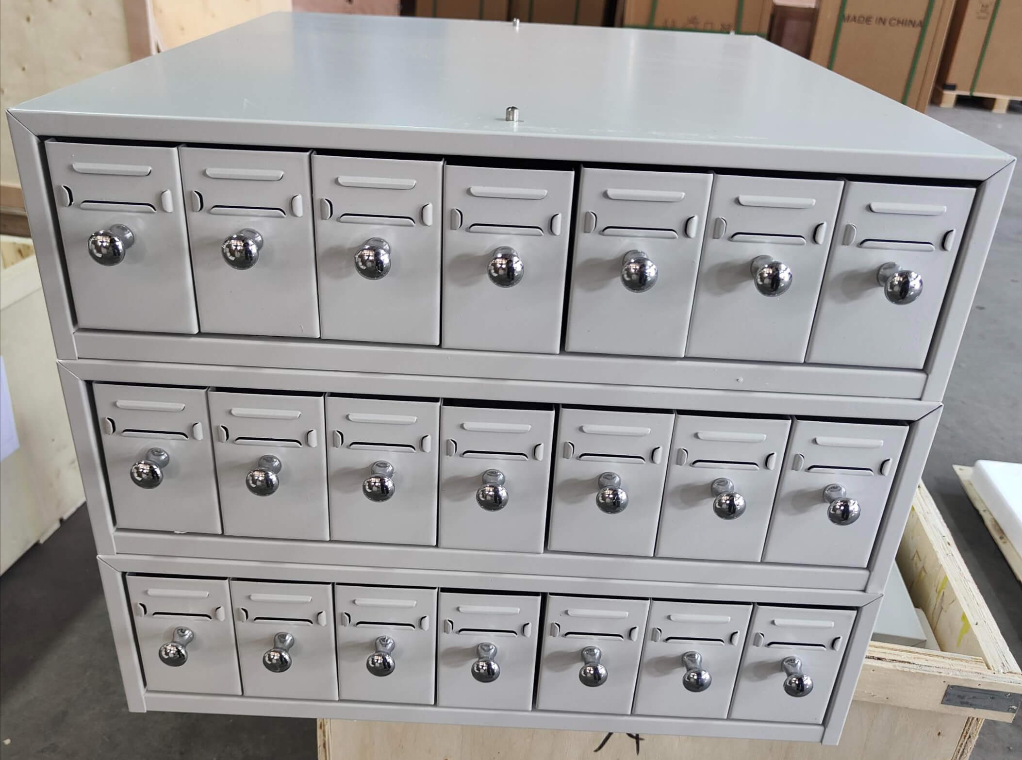 Slide Cabinet