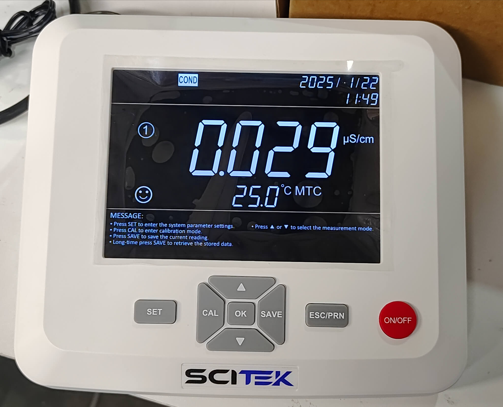 Benchtop pH Meter
