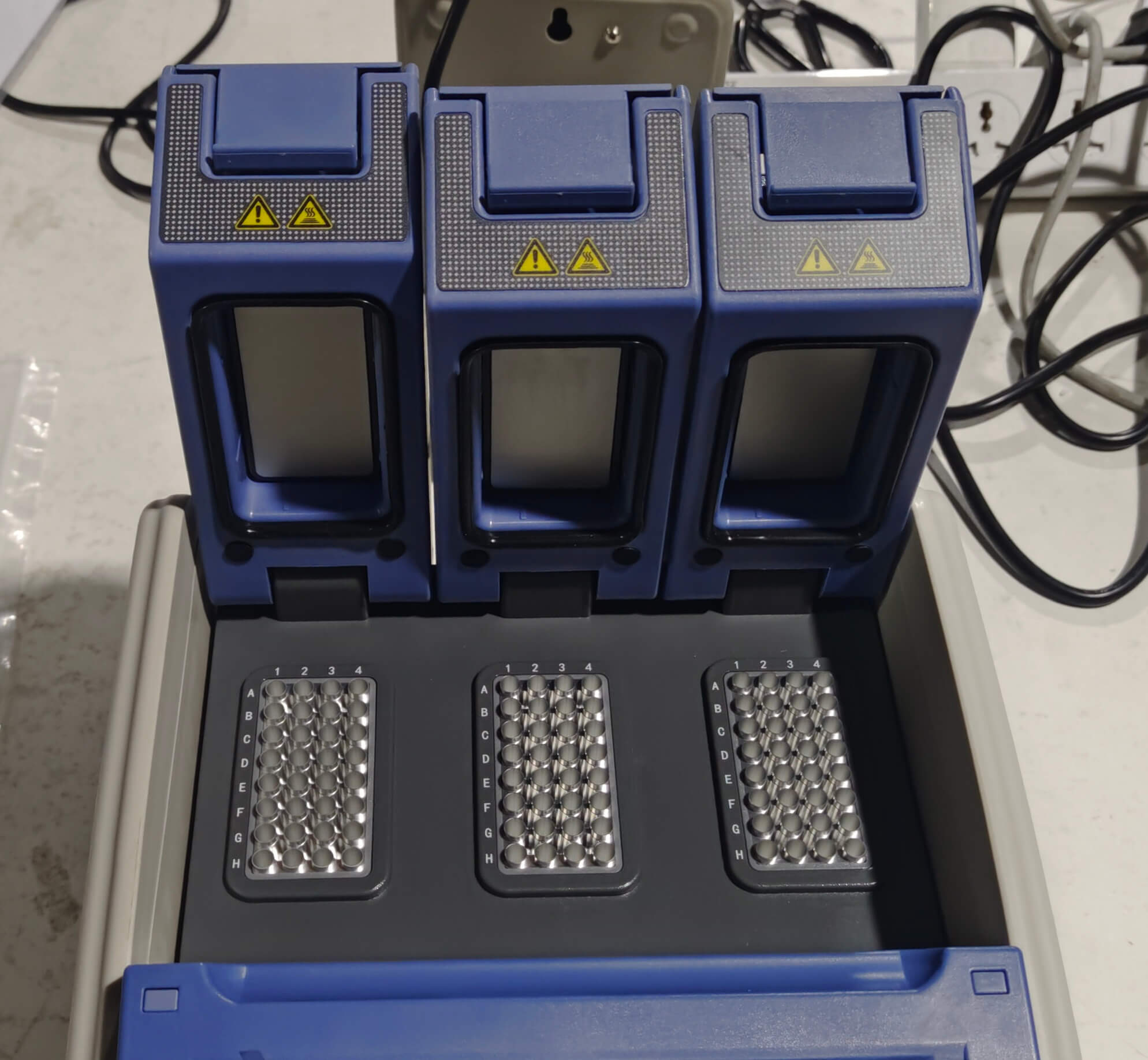 Thermal Cycler