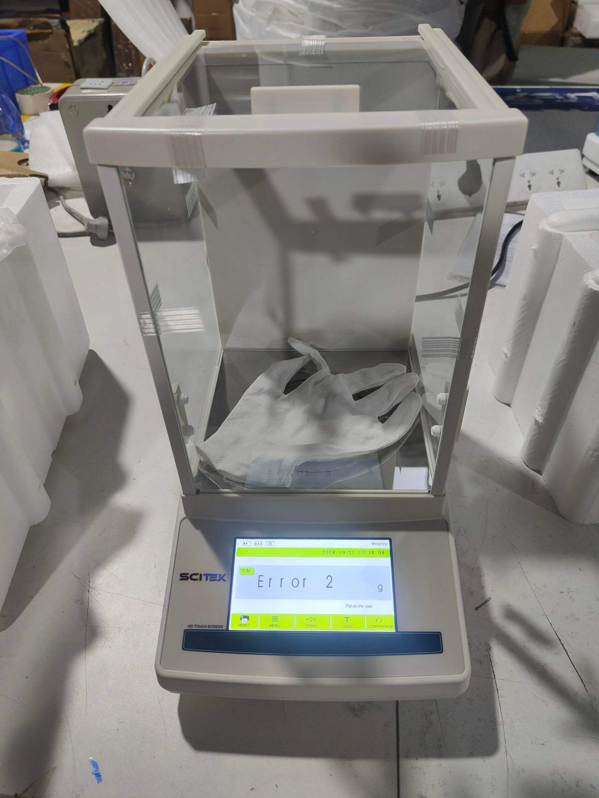 Electronic Analytical Balance