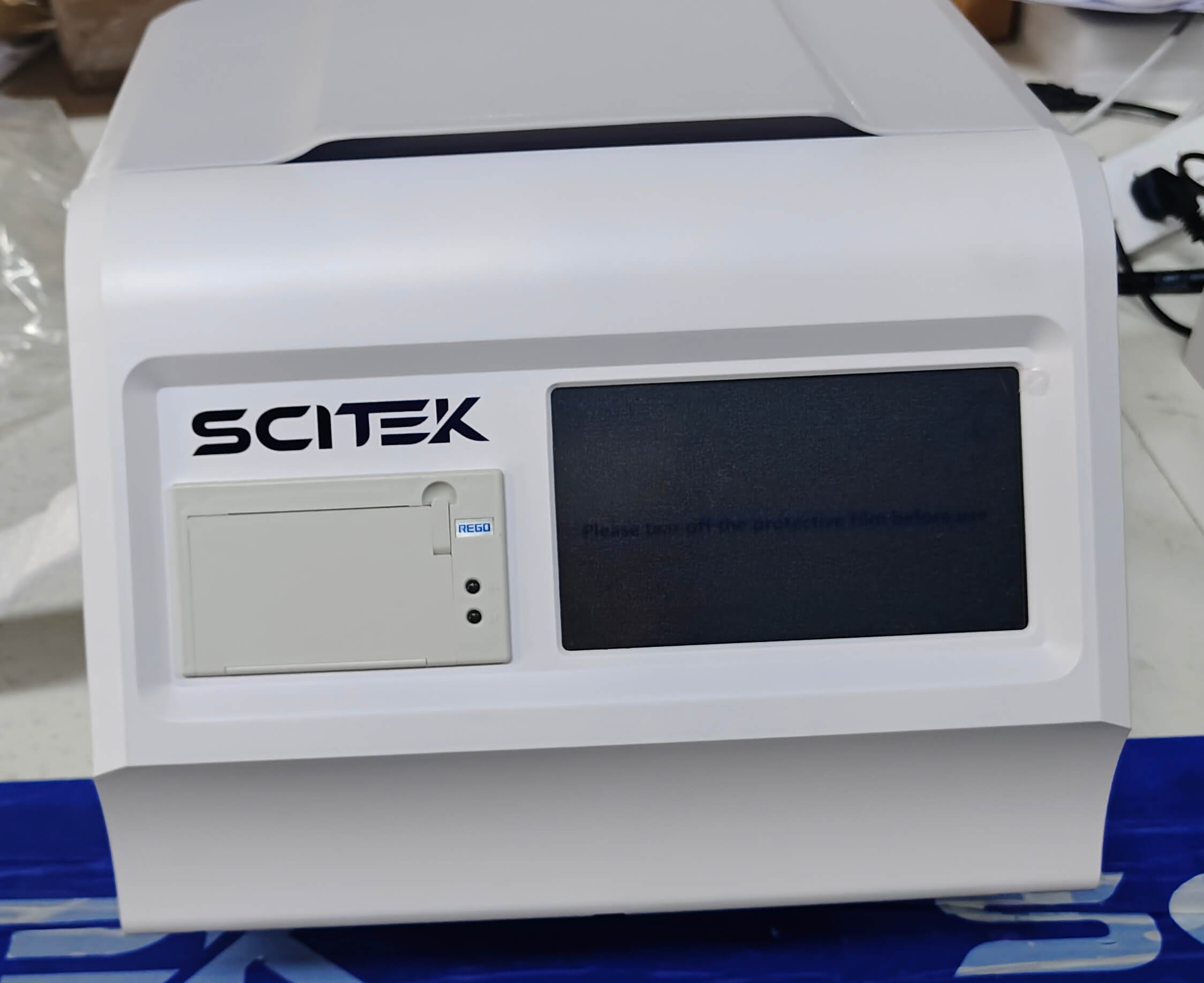 blood chemistry analyzer