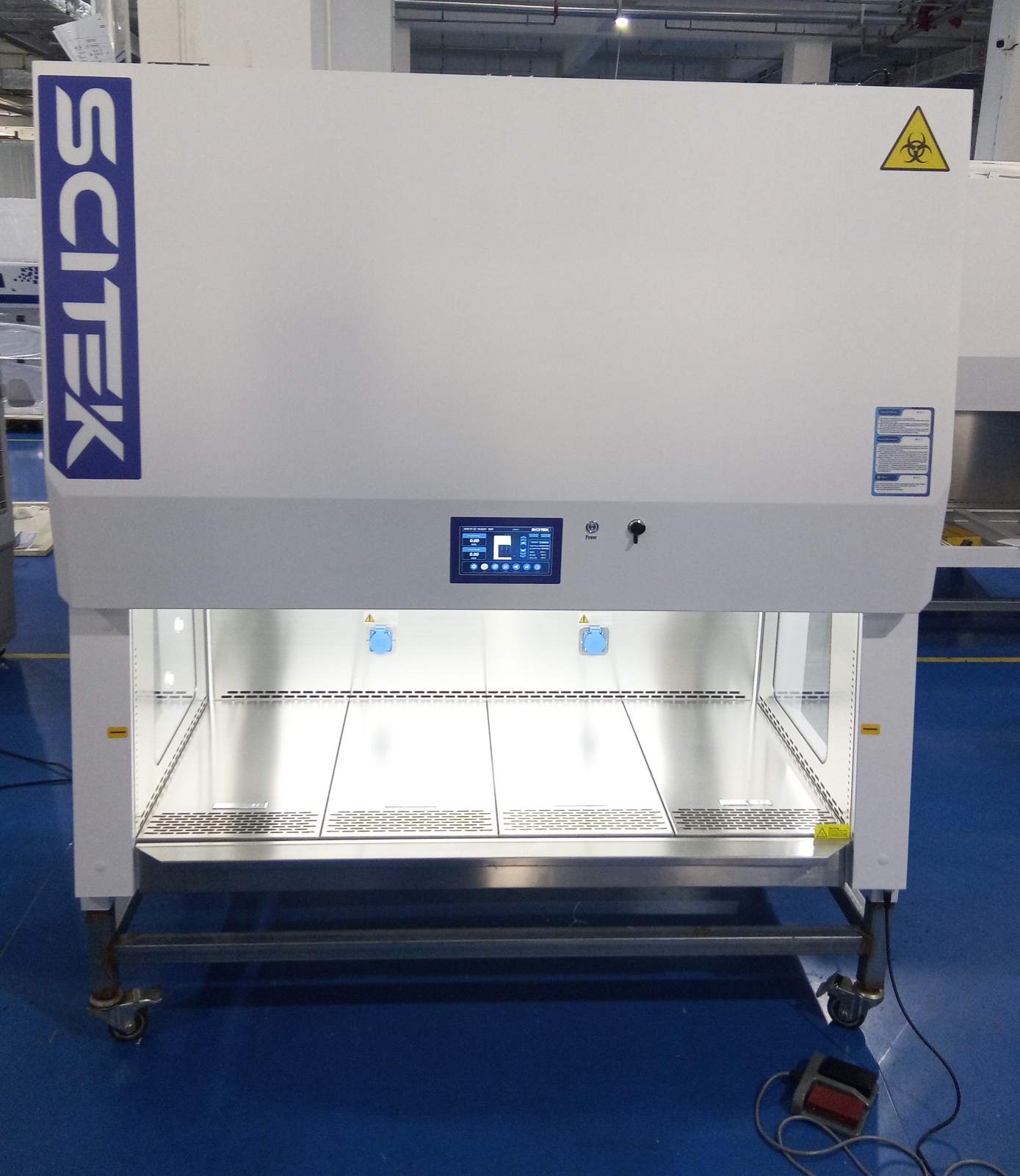 Class II A2 Biological Safety Cabinet (4) Class II A2 Biological Safety Cabinet (4)