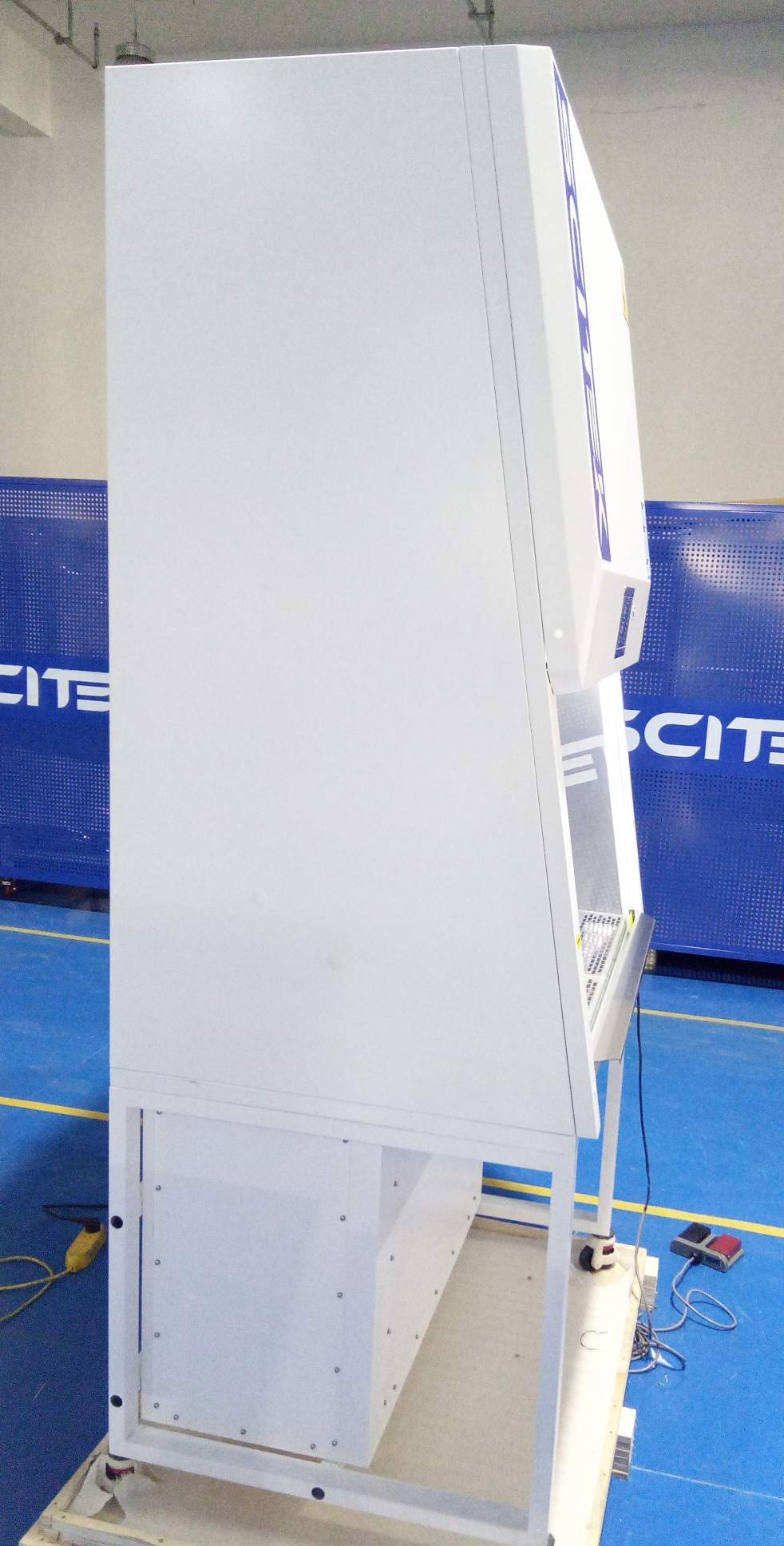 Cytotoxic Safety Cabinet (2) Cytotoxic Safety Cabinet (2)