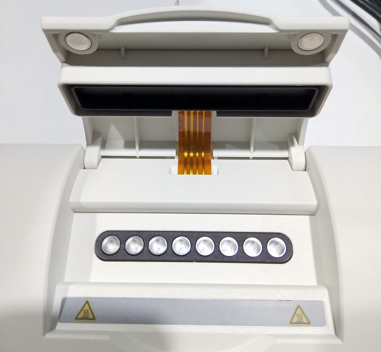 PCR-RFQ84 (7) PCR-RFQ84 (7)