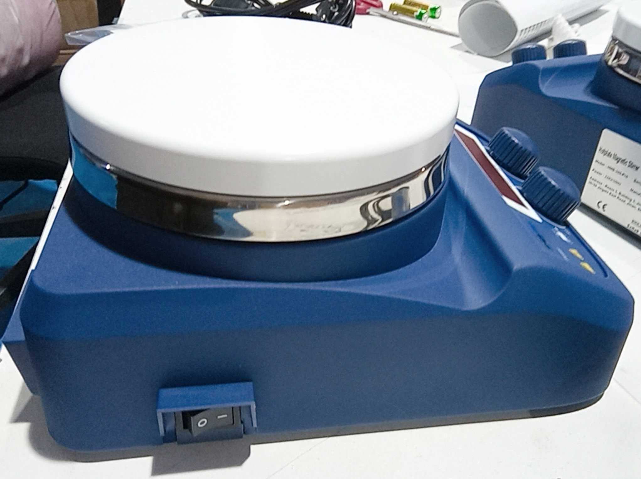 Hotplate Magnetic Stirrer (1) Hotplate Magnetic Stirrer (1)