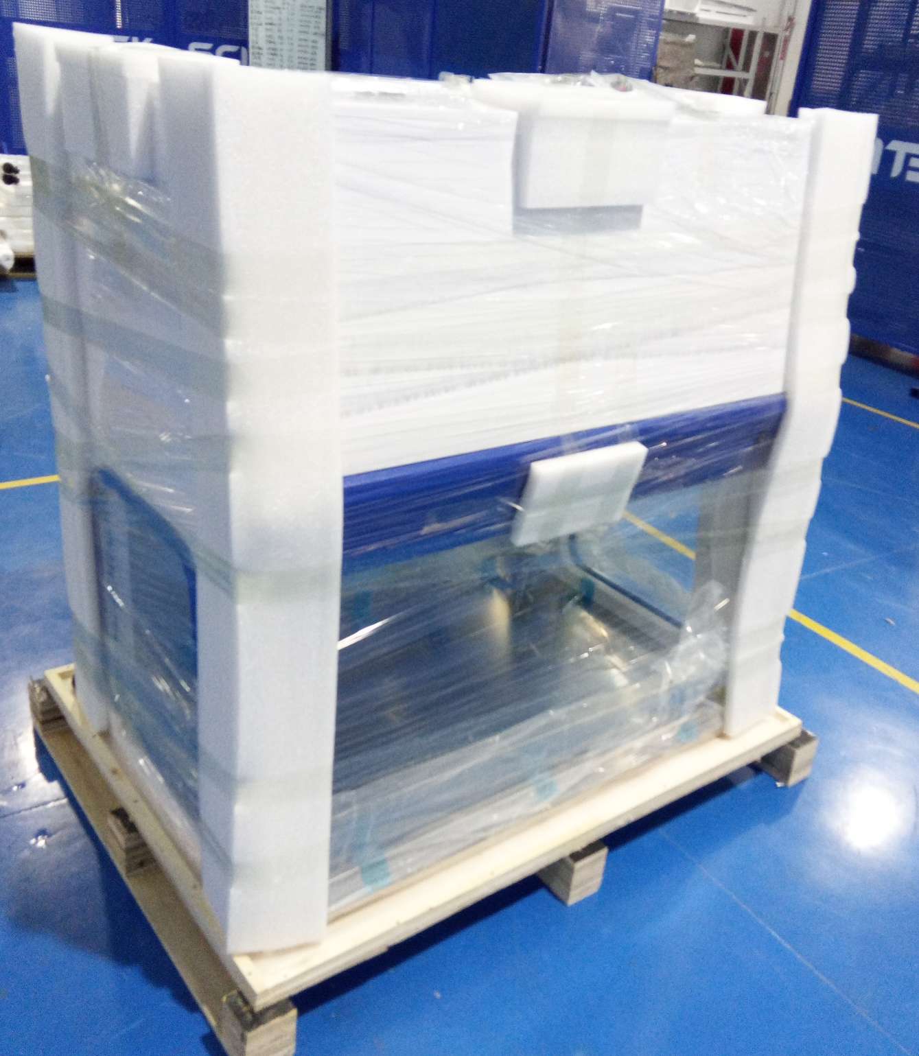 Laminar Flow Hoods