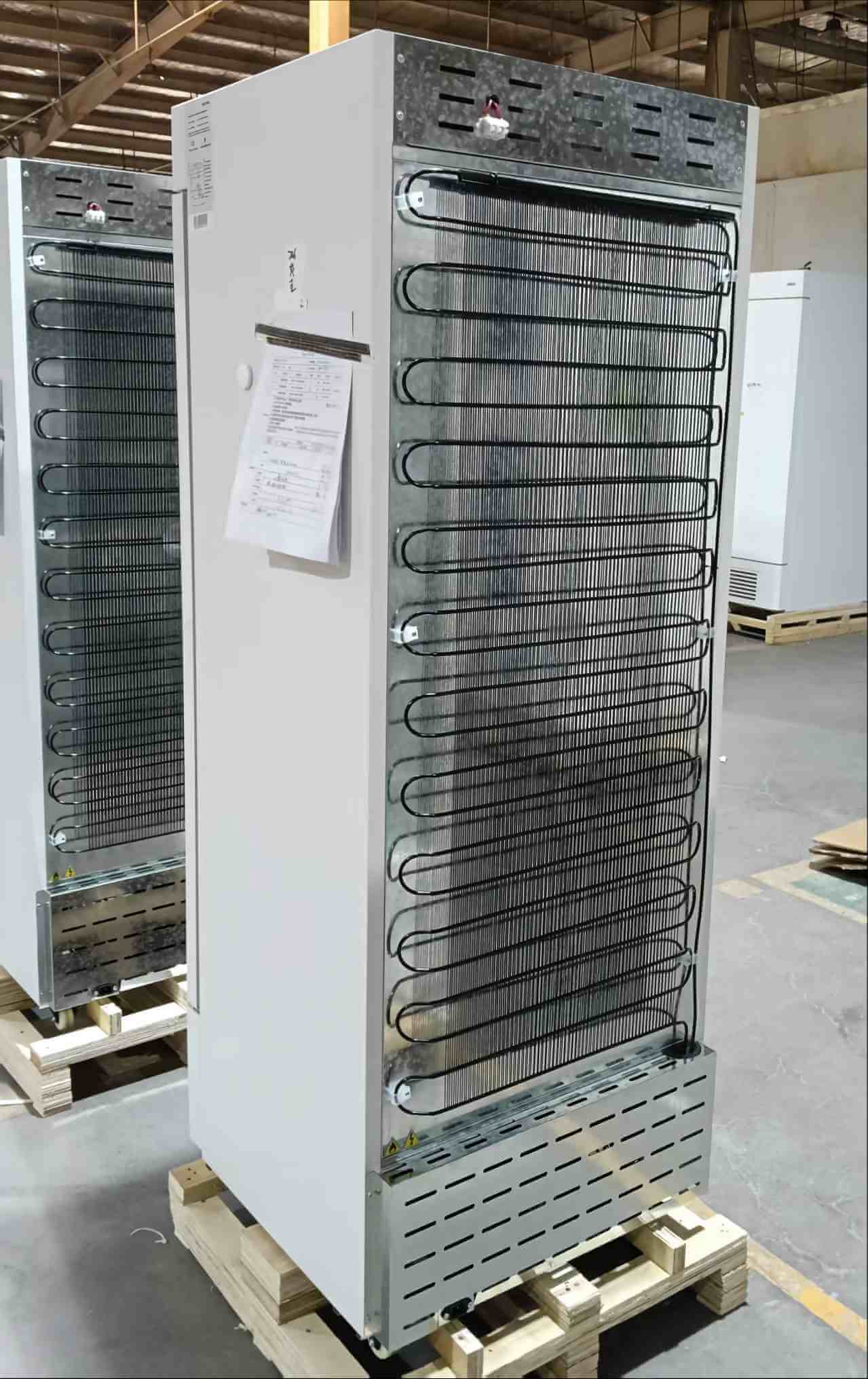 Single Door Laboratory Refrigerator (2).jpg