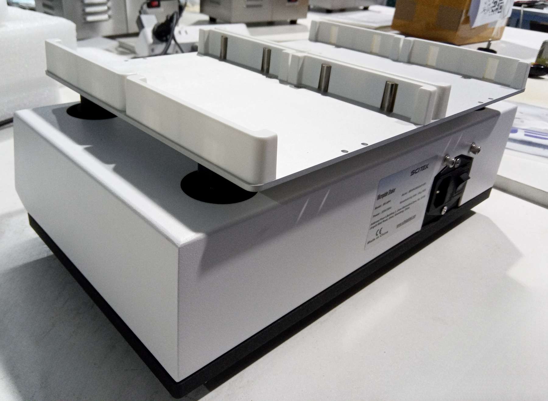 Microplate Shaker (2)