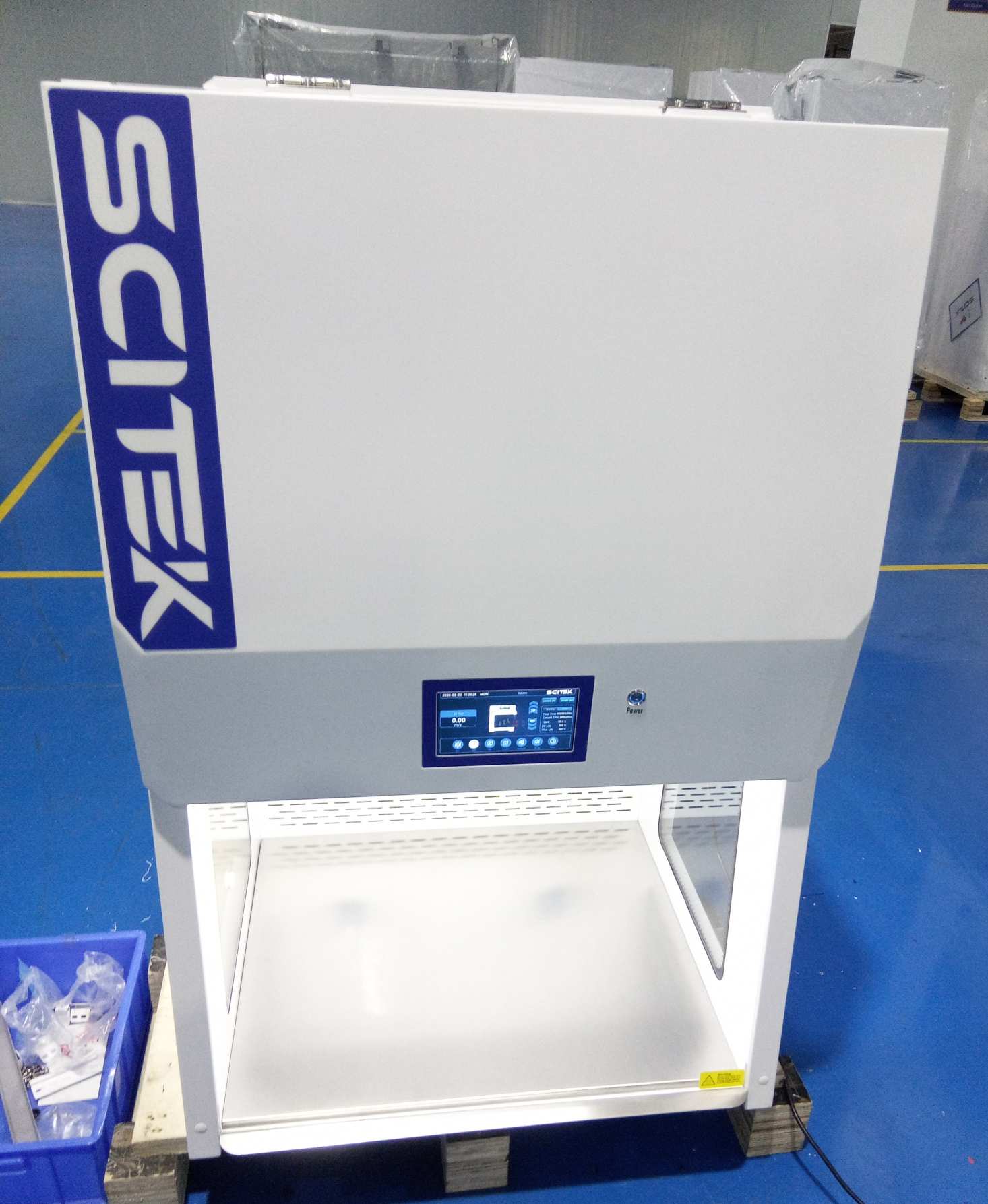 Vertical Laminar Flow Cabinet (6)