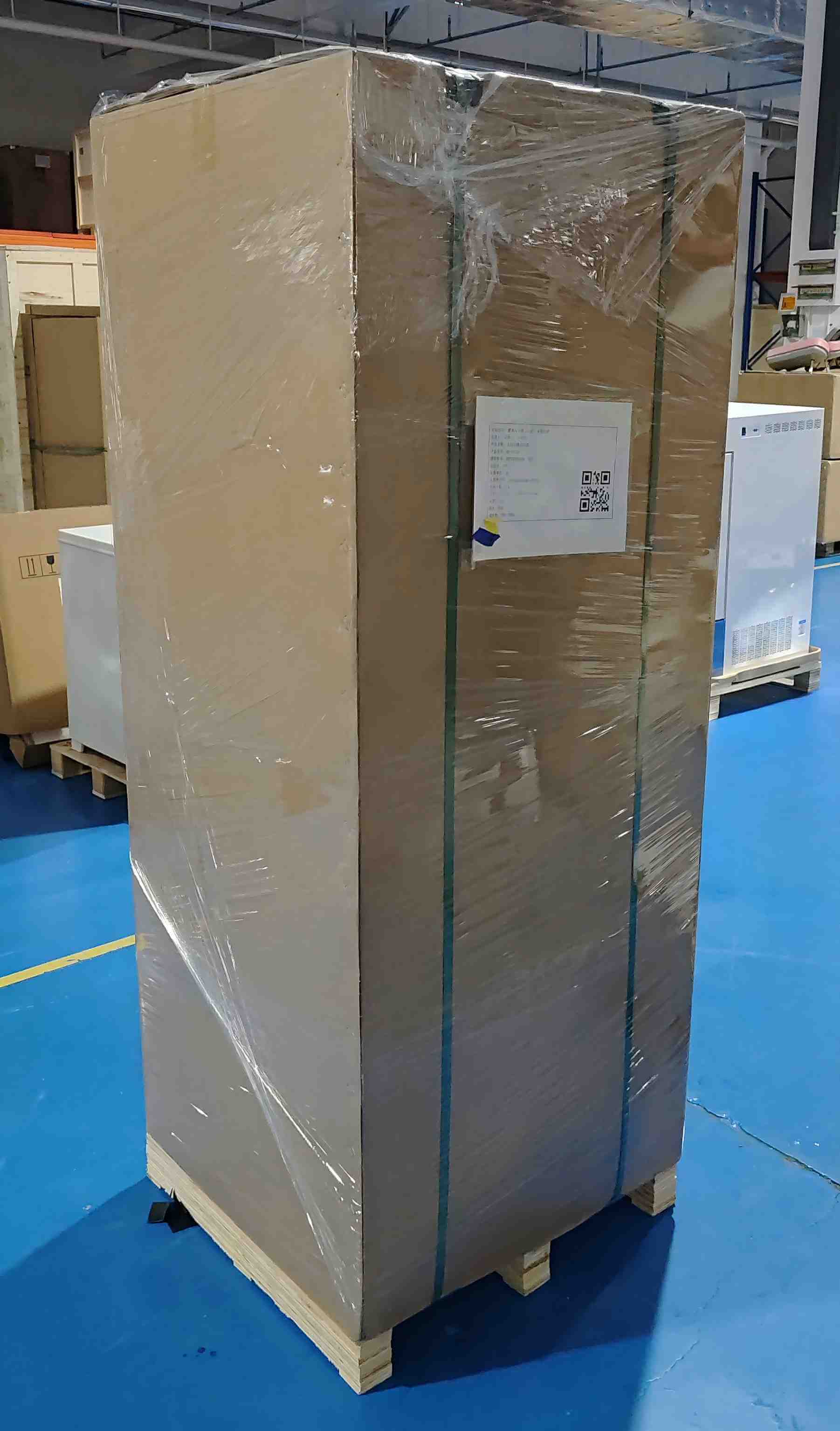 Single Door Laboratory Refrigerator (6).jpg