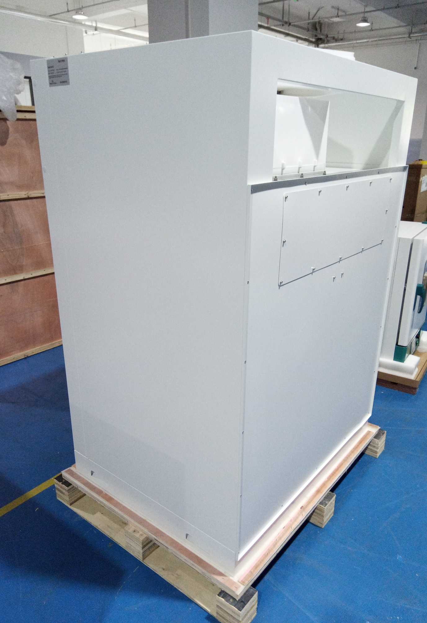Ducted Fume Hood (3) Ducted Fume Hood (3)