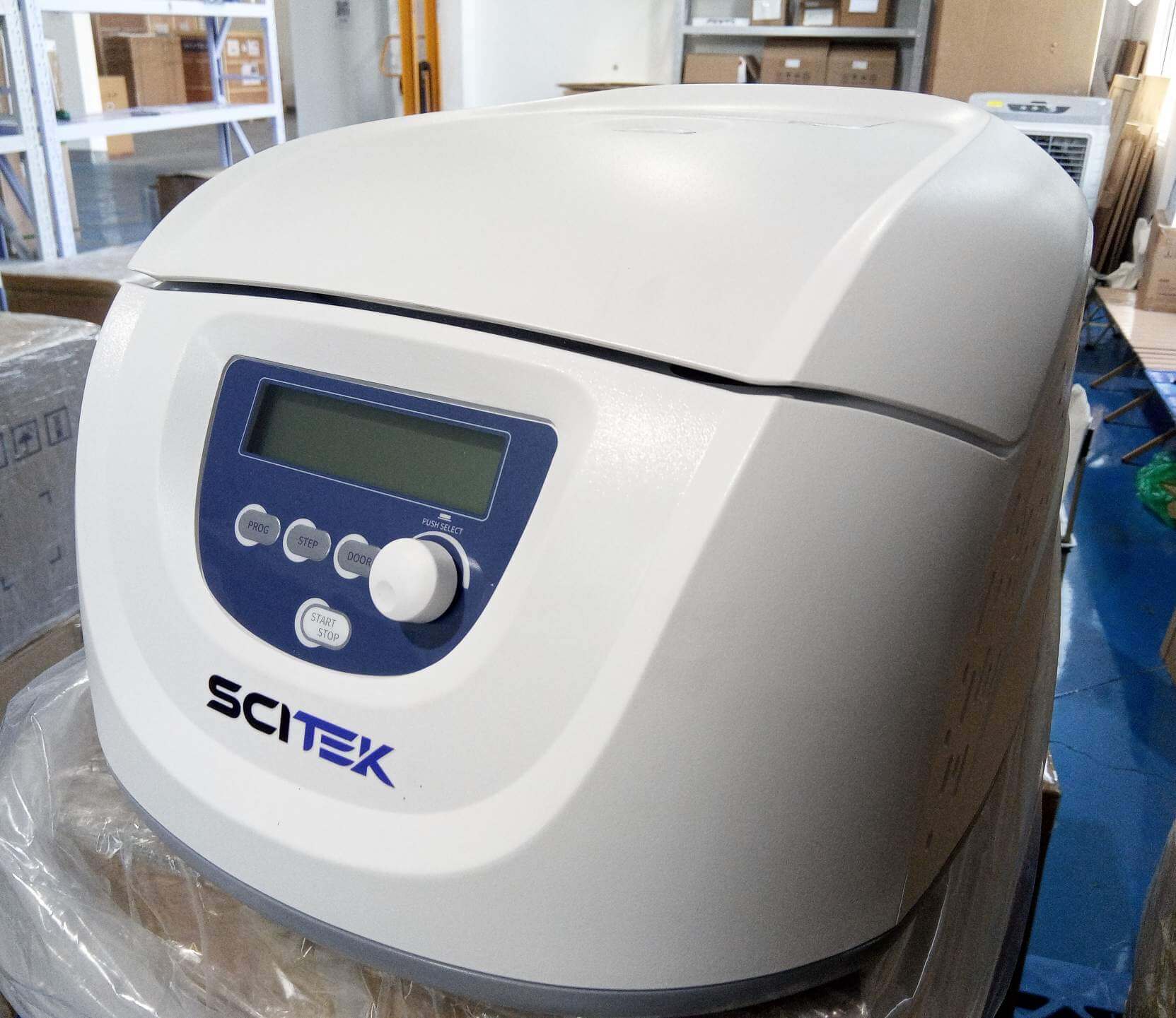 Clinical Centrifuge (4) Clinical Centrifuge (4)